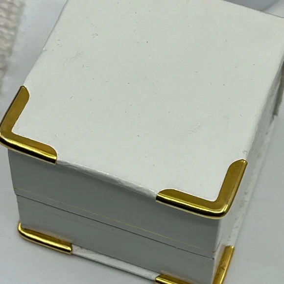 Vintage 14K Yellow Gold Princess Cut Citrine Stud Earrings - Picture 6 of 17